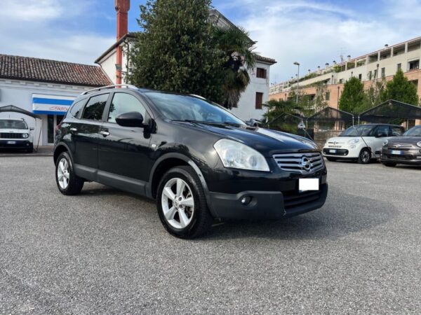 NISSAN Qashqai+2