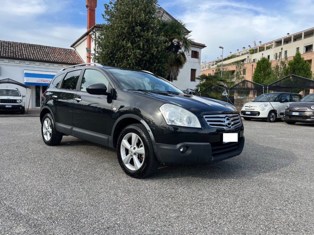 NISSAN Qashqai+2