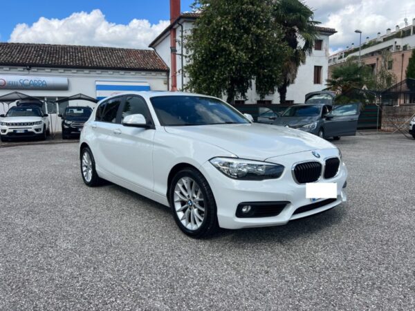 BMW 118